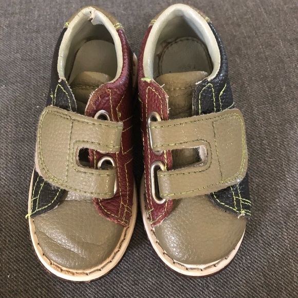 lind bowling shoe company